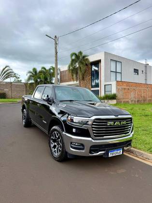 RAM 1500 3.0 HURRICANE 6 BITURBO GASOLINA LARAMIE NIGHT EDITION CD 4X4 AUTOMÁTICO